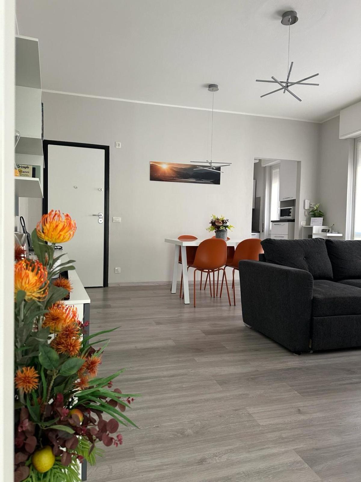Casa Sophia Lägenhet Omegna Exteriör bild